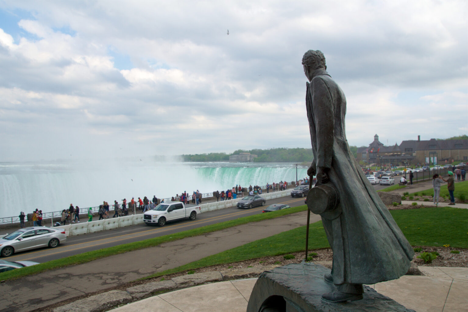 Nikola Tesla Statue - Visiting Niagara Falls